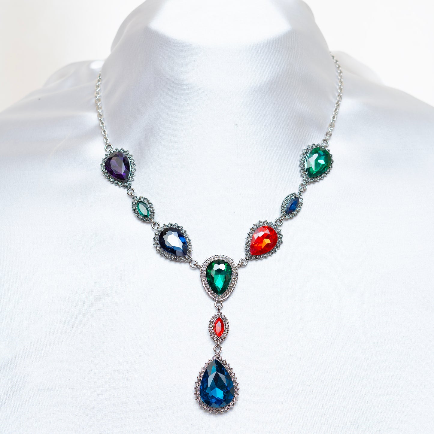 Multi Colored Necklace Set