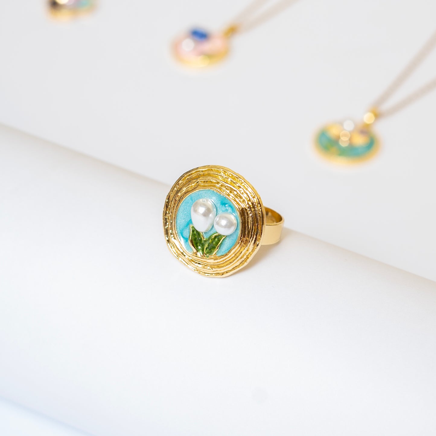 Blue n Pearl Ring (Adjustable Size)