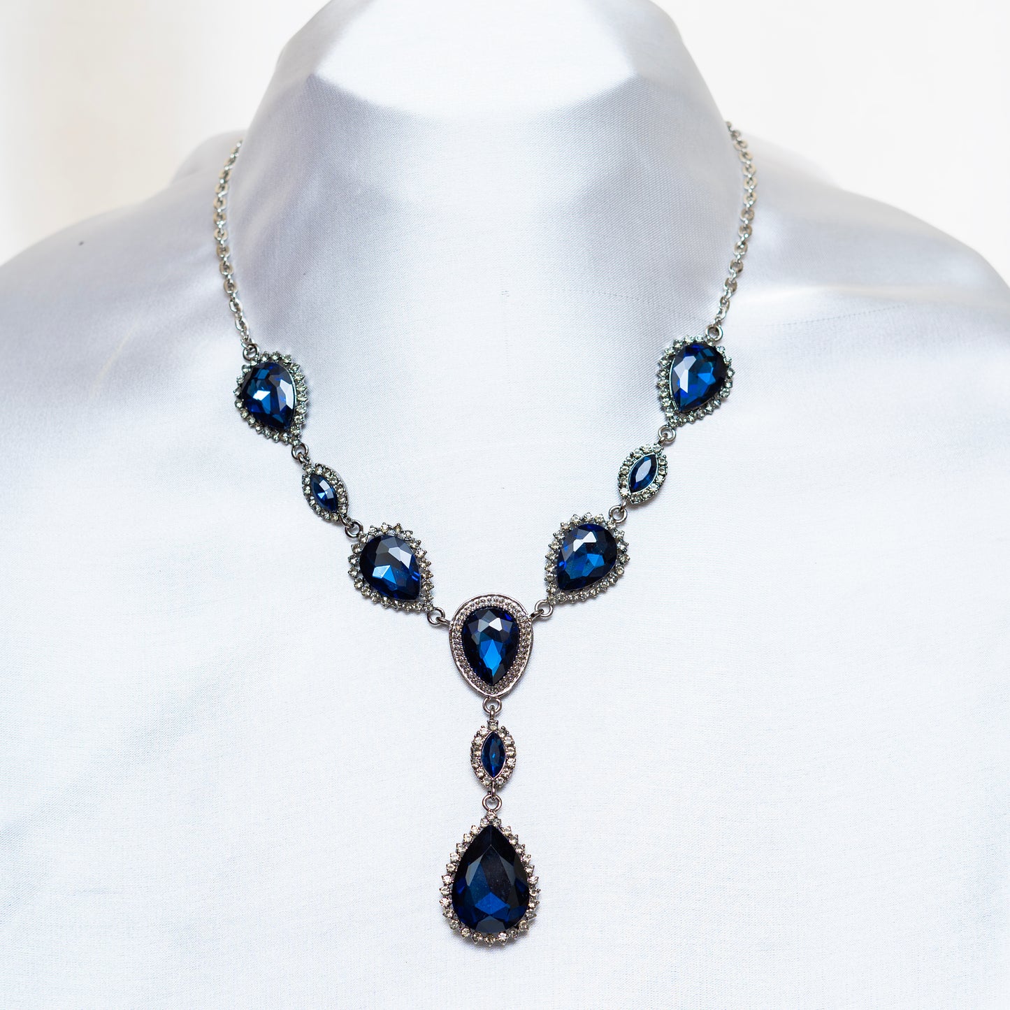 Blue Necklace Set