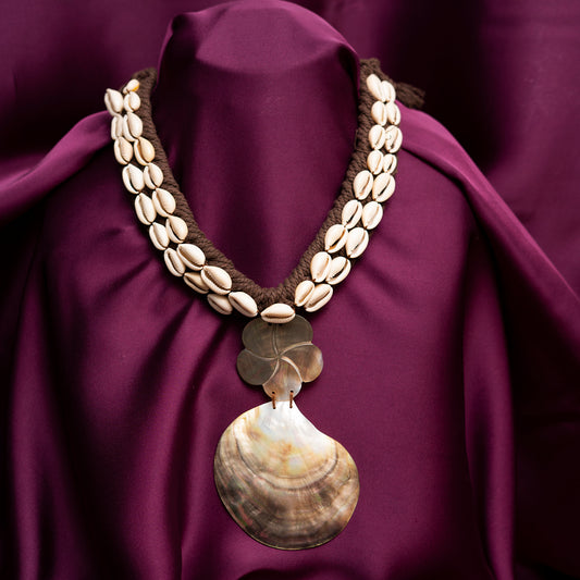 Sea Shell Necklace cum Maala