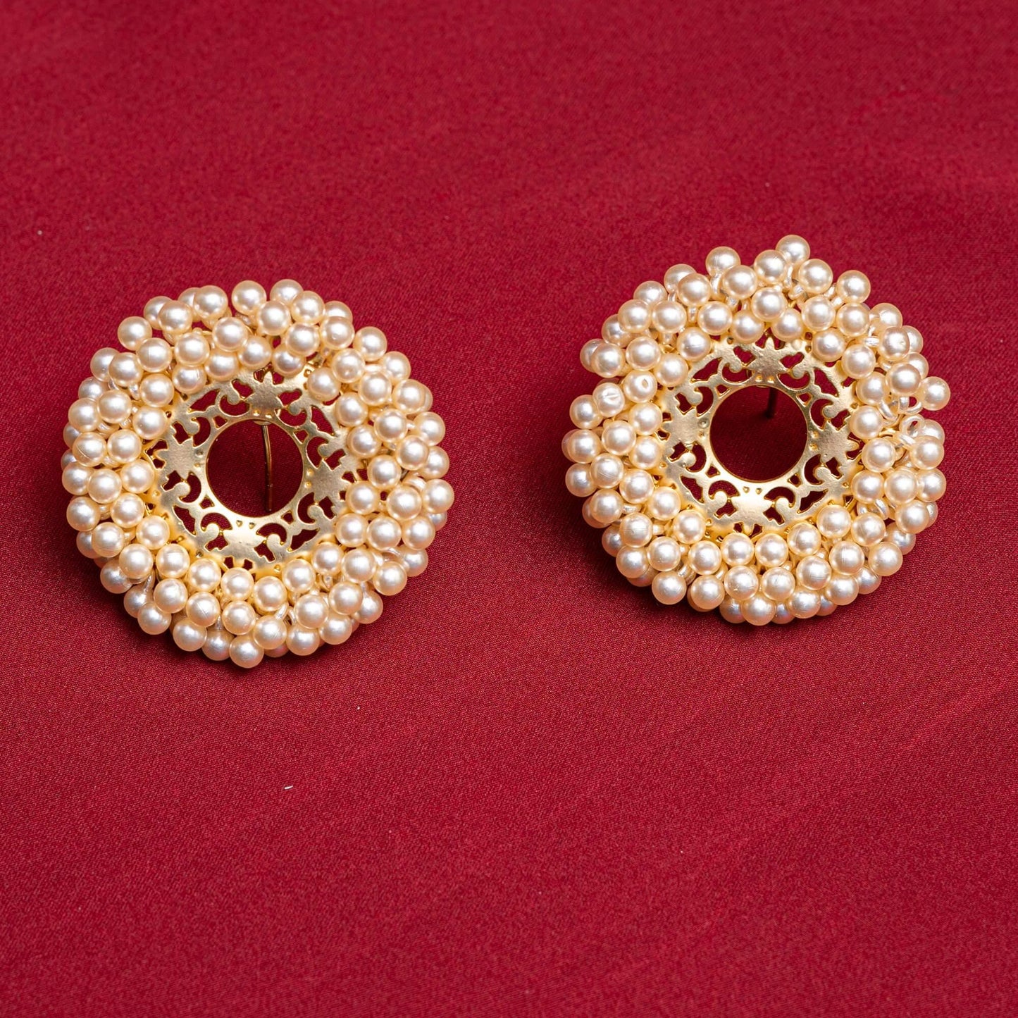 Pearls N Gold - Look Richie