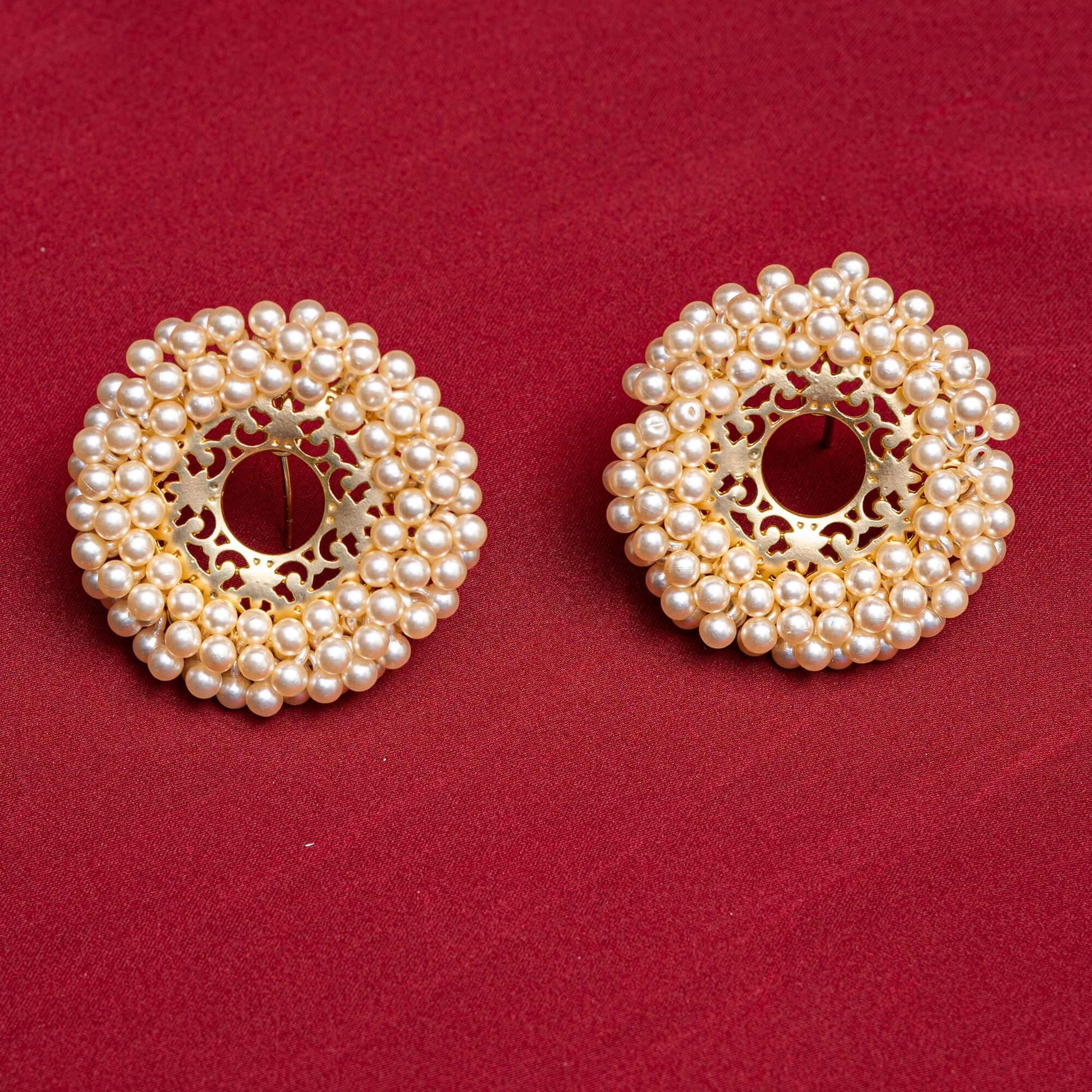 Pearls N Gold - Look Richie