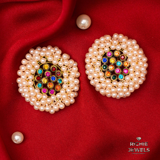 Pearls N Colors