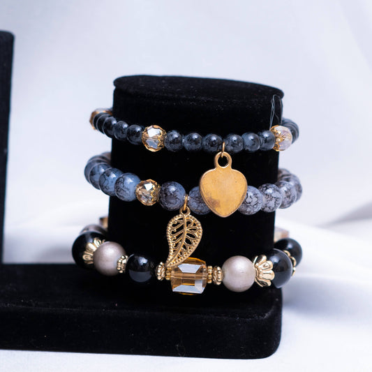 Blue N Pearls Bracelet