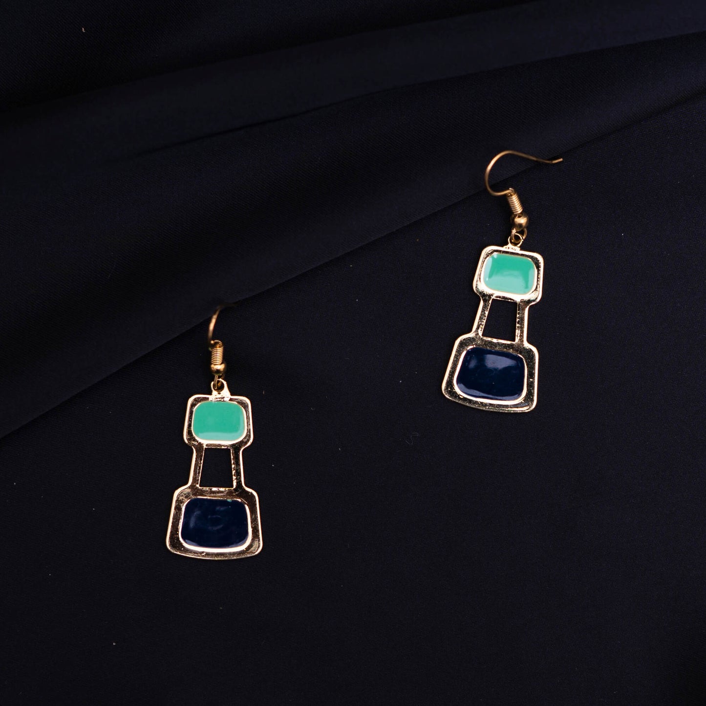 Multi Colored Necklace Set